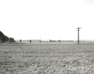 Wilsdruffer Pflege. Feldflur westlich von Roitzsch. Blick von der Straße zwischen Unkersdorf und Roitzsch nach Süden gegen Zöllmen, Steinbach und Kesselsdorf
