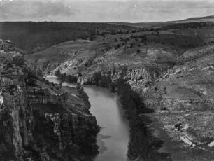 Der Duero bei Soria : Blick auf das Flusstal des Duero hinter San Antonio