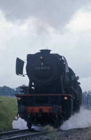 Backnang Steinbach Lok 023 042 Nahverkehrszug BK-SHA B4yg-Wagen
