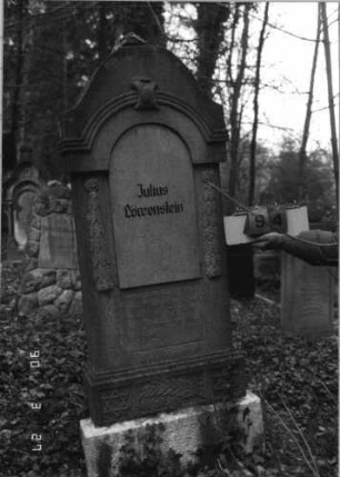 Grabstein 94 (neu: 851)