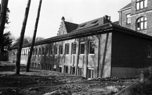 Erweiterungsbau des Zentralröntgeninstituts des Städtischen Krankenhauses.