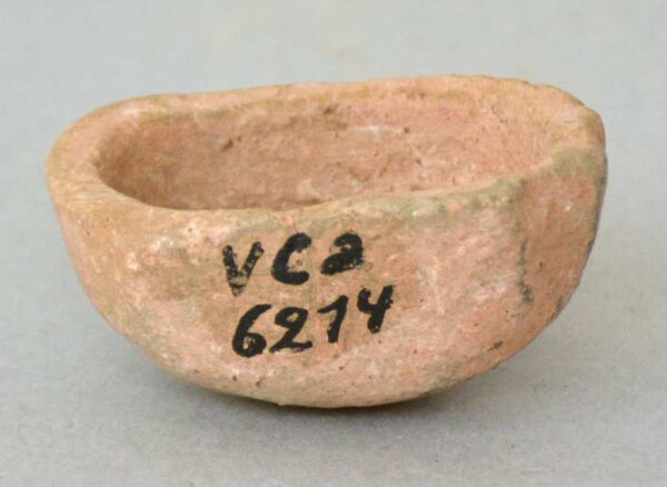 Clay bowl (miniature)