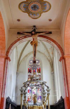 Frankreich. Alsace. Haut Rhin. Lautenbach. Kirche Saint Michel et Gangolphe. Richtung Hauptaltar
