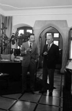 Freiburg: Regierungspräsidium; Empfang: Ministerialdirigent, Person, Dr. Joseph Epp (Erwachsenenbildung)