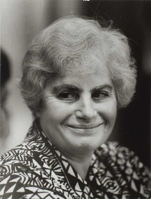 Anneliese Probst