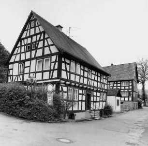 Bad König, Schulstraße 2