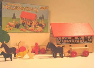 Bäuerliches Holzspielzeug - Fränkisches Bauernhaus
