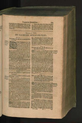 Sectio VIII. De Geminis Sponsalibus. Numer I. Von denen / die sich mit zweyen Weibern verloben.