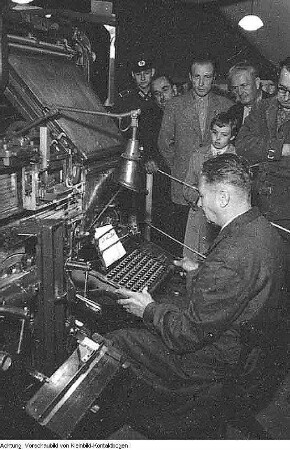 Dresden, 4. Pressefest der Sächsischen Zeitung (SZ),Ausstellung von Werken von Lea und Hans Grundig im Pressefestzelt, 17./18.August 1957