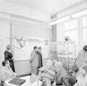 Traditionszimmer im VEB Berlin-Chemie