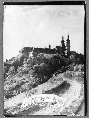Vorm Kloster Banz am Main