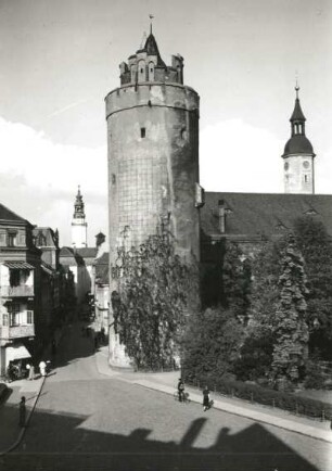Lauban, Bruderturm : Lauban (Luban/Polen). Bruderturm. Blick gegen Rathausturm