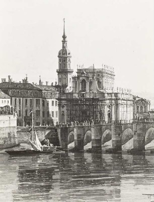 Dresden vom rechten Elbufer oberhalb der Augustusbrücke