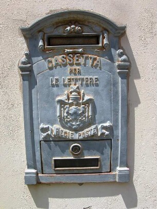 Ravello - Historischer Briefkasten : Aufgenommen an der italienischen Amalfiküste in Ravello am 23. Juli 2004