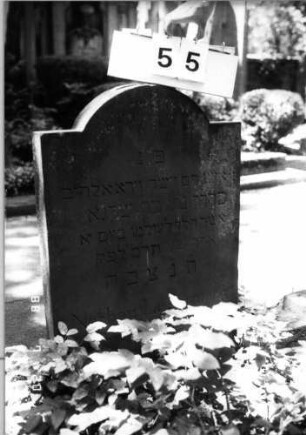 Grabstein 55
