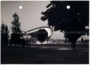 Berlin, Kongresshalle bei Nacht