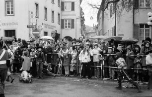 Freiburg: Freiburger Fasnet 1972 [Zuschauer]