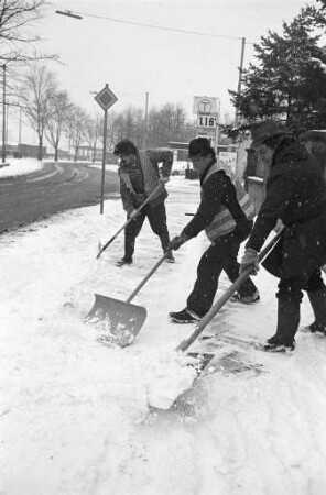 Schneeräumung des städtischen Winterdienstes