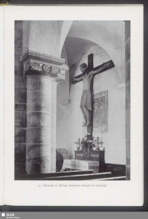 Altenstadt, St. Michael, Romanisches Kruzifix im Seitenschiff