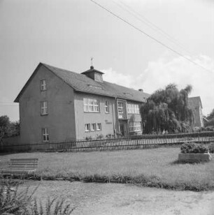 Sorbische Polytechnische Oberschule „Jakub Bart-Ćišinski“ in Panschwitz-Kuckau : Serbska politechniska wyša šula „Jakub Bart-Ćišinski“ w Pančicach-Kukowje : Panschwitz-Kuckau / Pančicy-Kukow