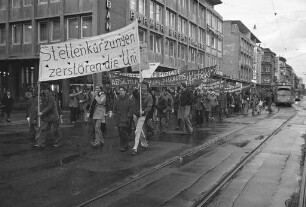 Demonstration Karlsruher Studierenden für eine Zurücknahme der von der baden-württembergischen Landesregierung beschlossenen Sparmaßnahmen