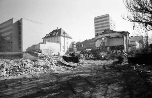 Freiburg: Abbruch des zweiten Hauses Bismarckallee