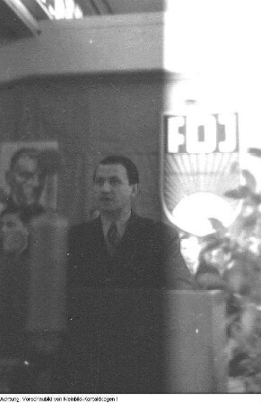 Freie Deutsche Jugend (FDJ). Gründungskonferenz der FDJ Land Sachsen, Redner: Fritz Große (?), 20. März 1946