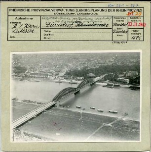 Düsseldorf-Altstadt, Oberkasseler Brücke