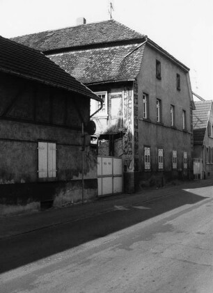 Darmstadt, Heinrich-Delp-Straße 14