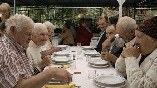 Arbeit macht das Leben süß, Faulheit stärkt die Glieder