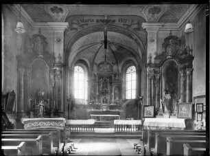 Moosbronn Wallfahrtskirche Maria Hilf Innenansicht zum Chor