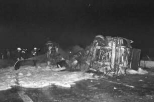 Explosion eines umgestürzten Tanklastzugs auf der Südtangente beim Bulacher Kreuz