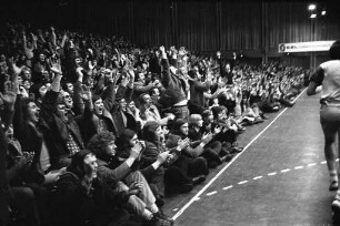 Hallenhandball-Bundesligamatch zwischen Tabellenführer TSV Rintheim 1896 e.V. und Tabellenzweitem TuS Hofweier in der Schwarzwaldhalle