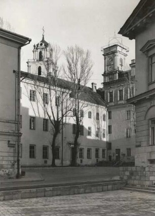 Vilnius. Universität. Ansicht von Nordwest, vom Napoleonplatz