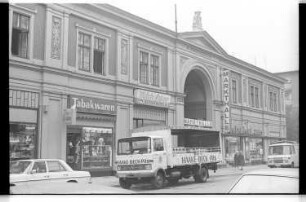Kleinbildnegativ: Eisenbahnmarkthalle, 1977