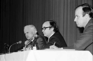 Freiburg: Kolpingsaal; Podiumsgespräch Prof. Weizsäcker, [?]