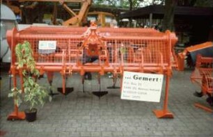 Fotografie: Gartenbautechnik-Freiland, Bodenbearbeitung