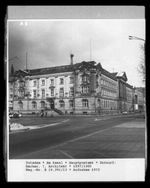 Hauptpostamt