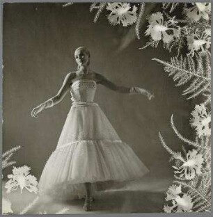 Ohne Titel (Abendkleid von Sinaida Rudow-Brosda, Berlin, etwa 1958)