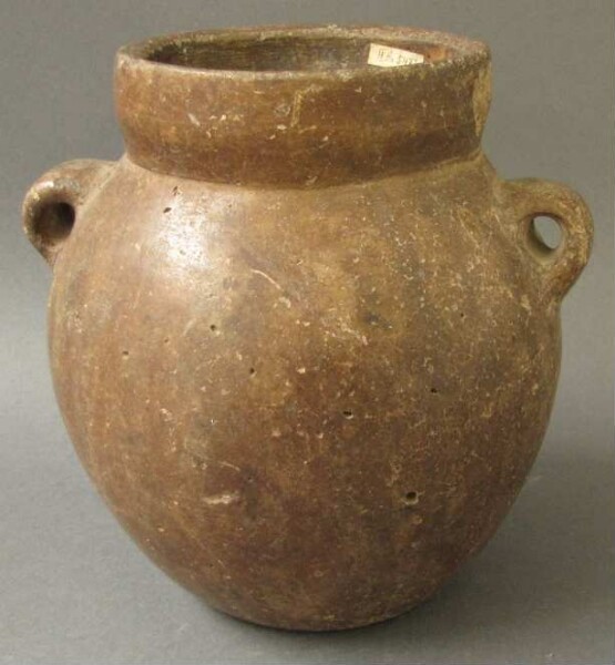 Clay vessel