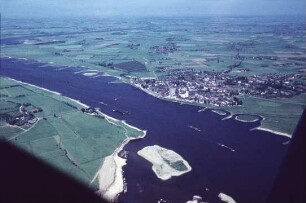 Rhein vor dem Ausbau 1962 bei Rees