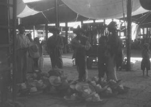 Auf dem Markt von Oaxaca de Juárez : Huthändler auf dem Markt