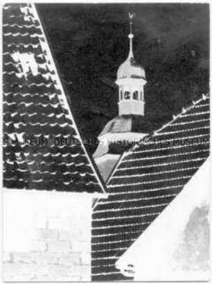 Turm einer Dorfkirche