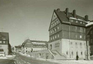 Teilansicht mit Treppenanlage