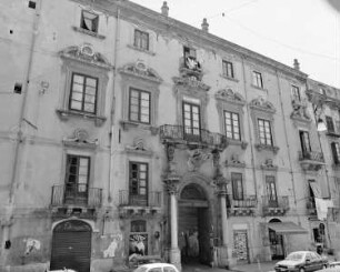 Palazzo Petrulla