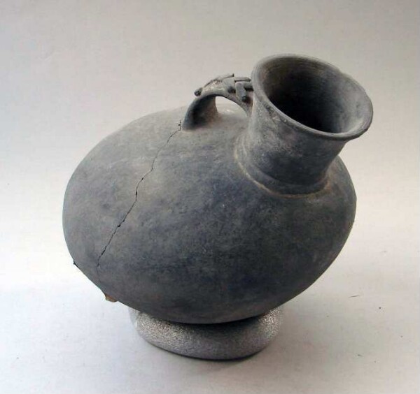 Clay vessel