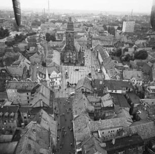 Margarethenkirche auf dem Neumarkt von Gotha : Blickrichtung Osten