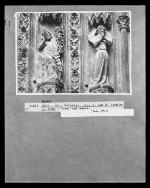 Mittleres Westportal — Nördliche Archivolten — 1. Zone, 2. Archivolte: Der schlafende Jesse.