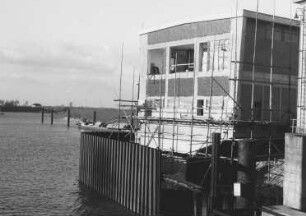 2. Schleuse Friedrichsfeld