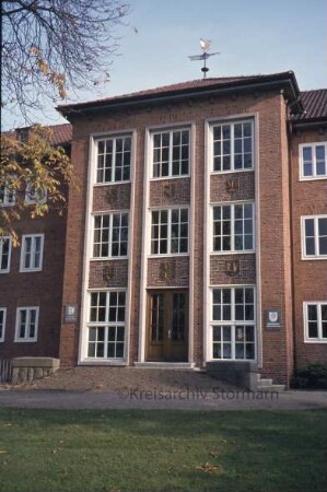Stormarnhaus: Nordseite: Hauptportal